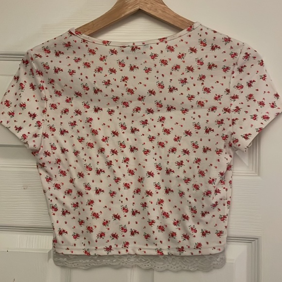 Floral crop top - Picture 3 of 3